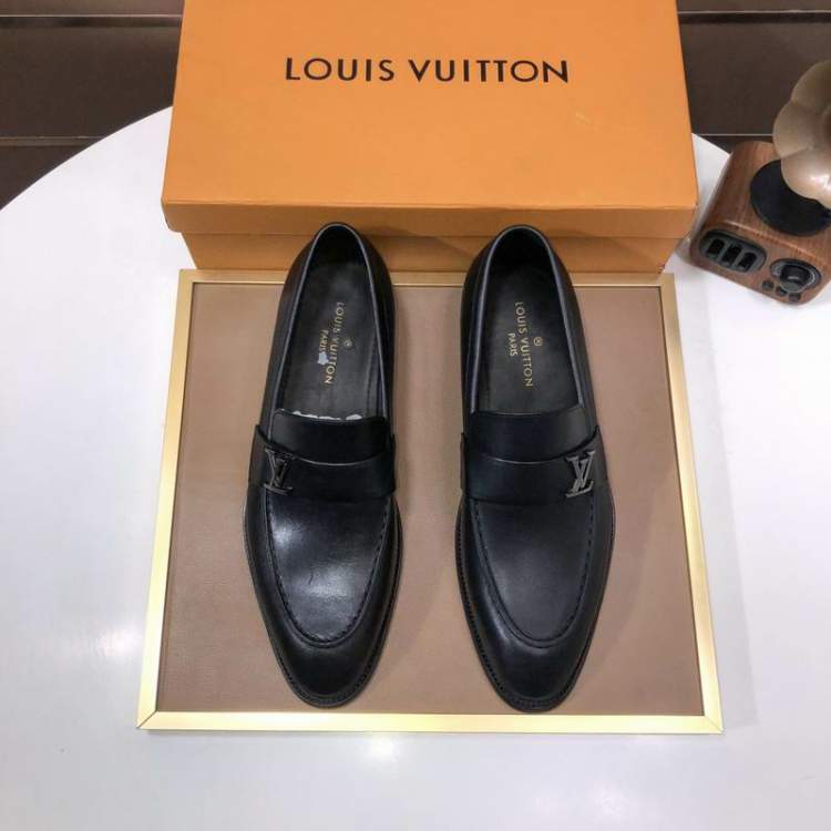 Picture of Louis Vuitton Shoes _SKULVsz38-45hnh085814701
